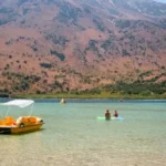 Scenic Lake Kournas Retreat